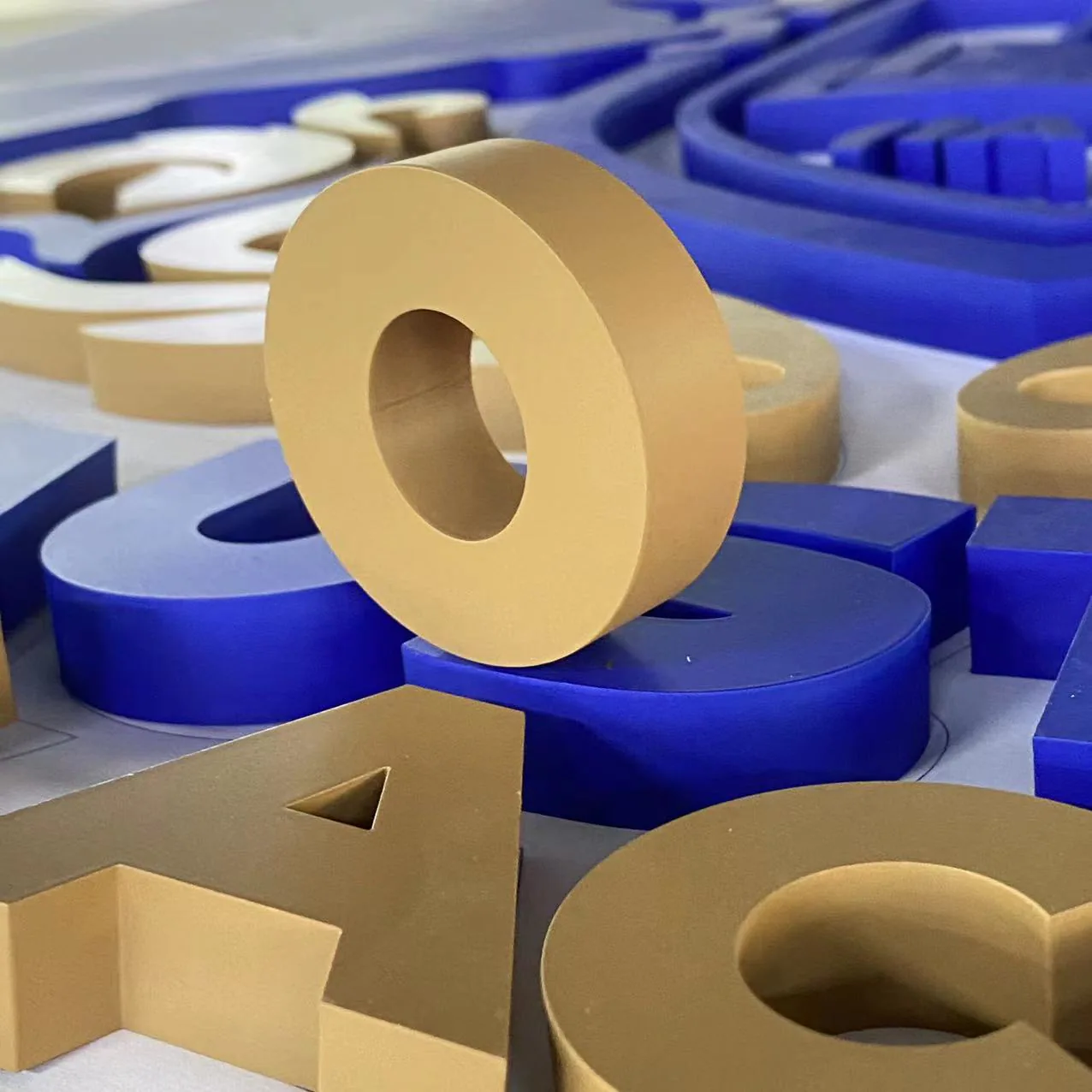 2D Metal Letters view 7