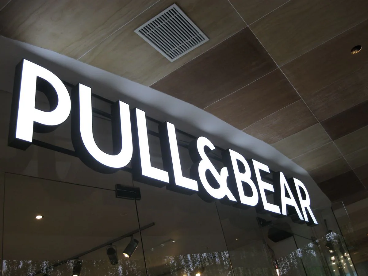 Frontlit Signs