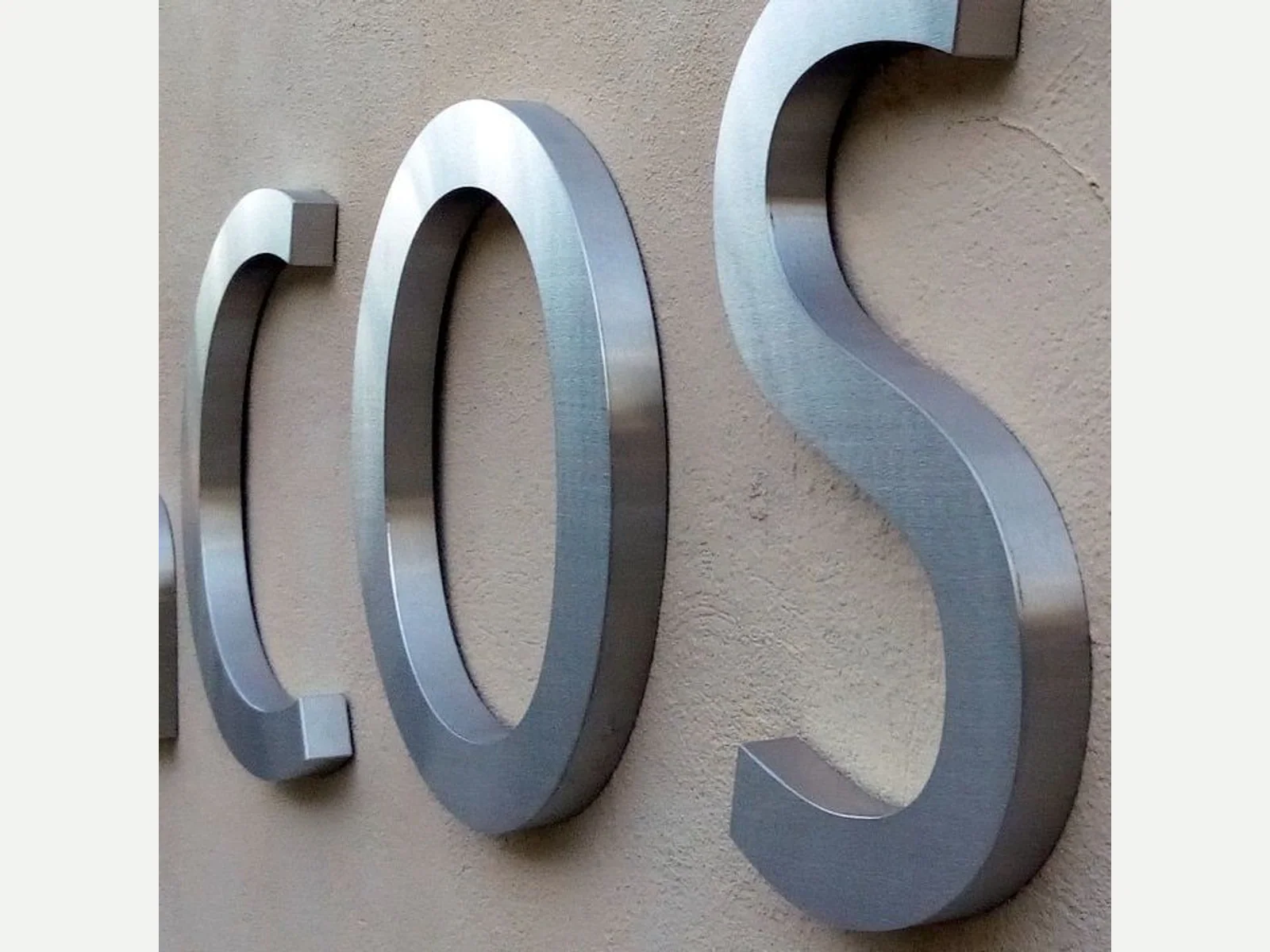 2D Metal Letters view 11
