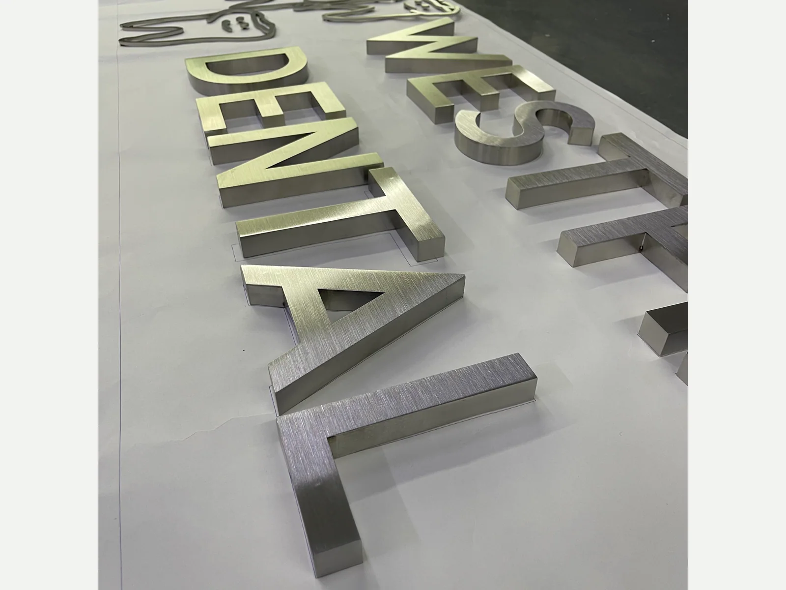 2D Metal Letters view 14