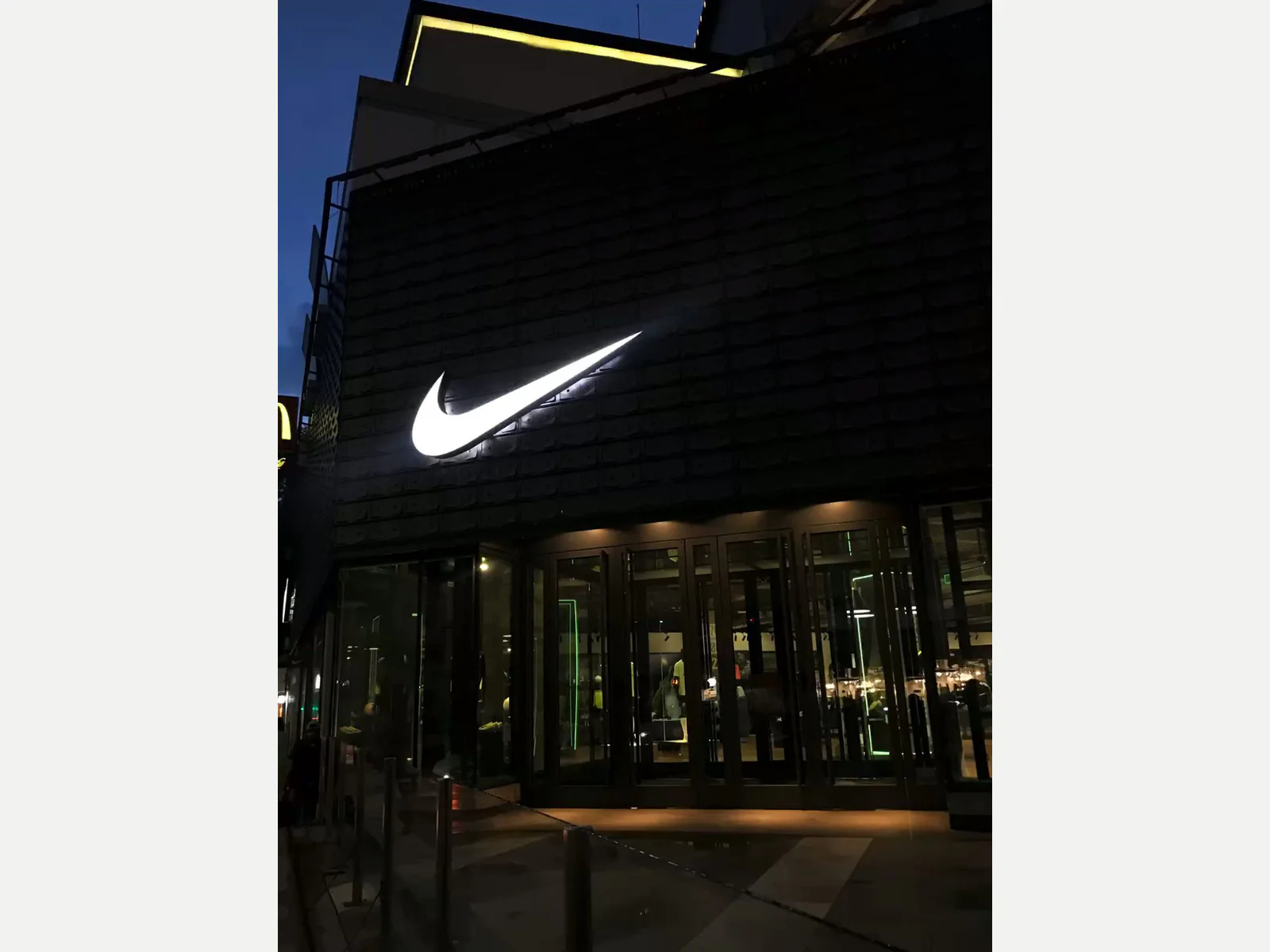 Frontlit Signs view 8